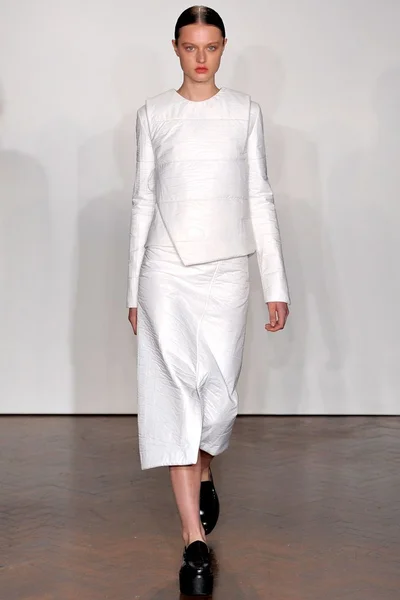 Look 1